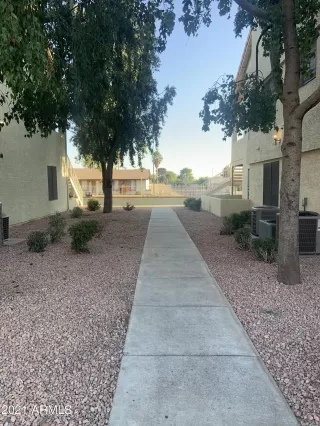 Photo #2: 6209481 Listing