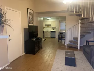 Photo #4: 6209481 Listing