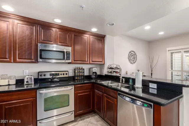 MLS: 6209525 Condo For Sale