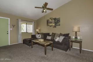 Photo #3: 6209552 Listing