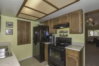 Photo #5: 6209552 Listing