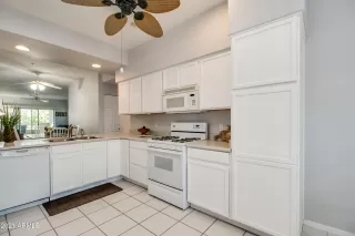 Photo #4: 6209642 Listing 