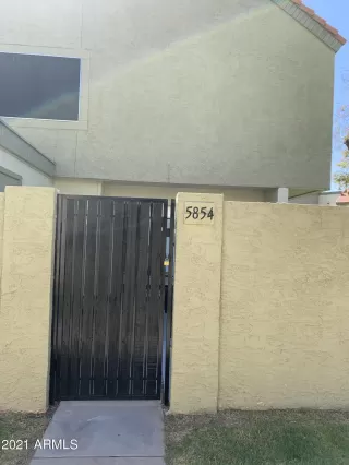 Photo #2: 6209673 Listing 