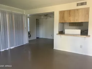 Photo #4: 6209673 Listing 