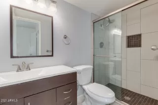 Photo #4: 6209674 Listing