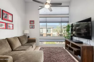 Photo #2: 6209894 Listing 