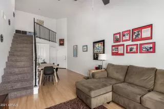 Photo #4: 6209894 Listing 