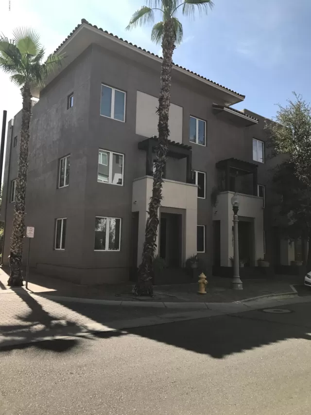 MLS: 6209927 Condo For Sale