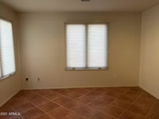 Photo #4: 6209927 Listing