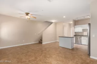 Photo #1: 6209931 Listing 