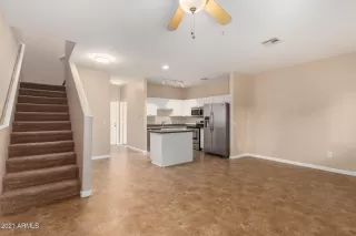 Photo #3: 6209931 Listing 