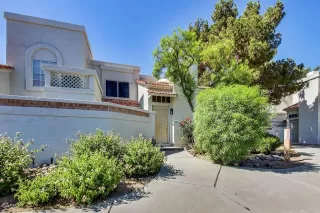 Photo #3: 6209956 Listing 