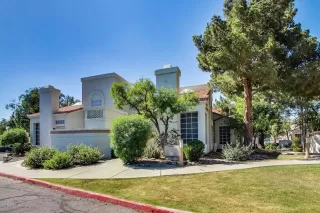 Photo #4: 6209956 Listing 