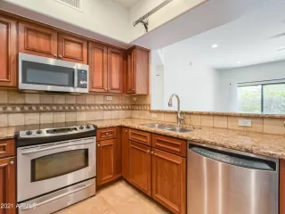 Photo #4: 6210001 Listing