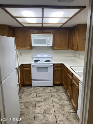 Photo #5: 6210044 Listing