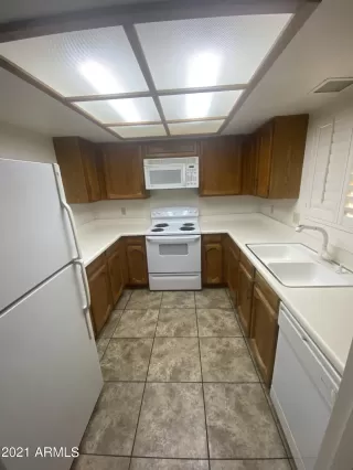 Photo #6: 6210044 Listing