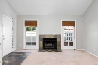 Photo #5: 6210230 Listing 