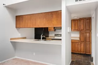 Photo #6: 6210230 Listing 