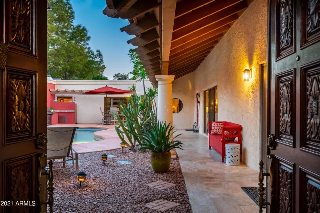 MLS: 6210433 Condo For Sale