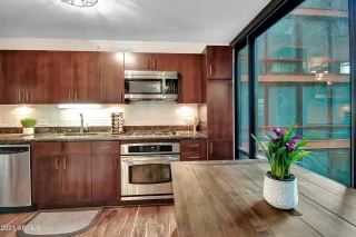 Photo #6: 6210440 Listing 