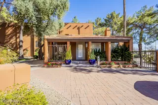 Photo #4: 6210496 Listing