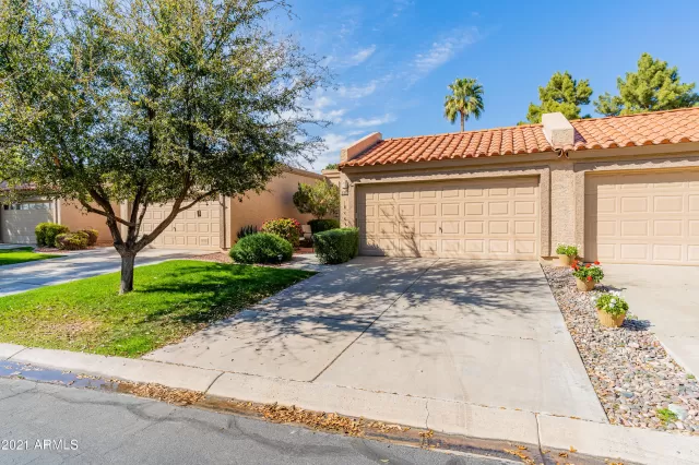 MLS: 6210678 Condo For Sale