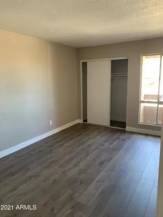 Photo #4: 6210822 Listing
