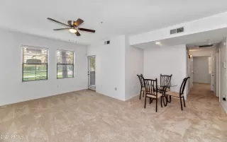 Photo #6: 6210982 Listing