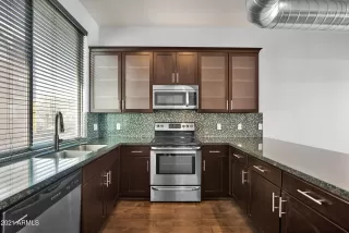 Photo #4: 6211029 Listing