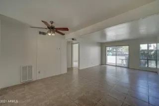 Photo #3: 6211063 Listing