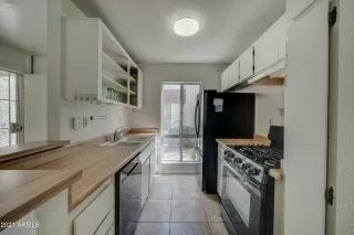 Photo #6: 6211063 Listing