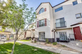 Photo #2: 6211124 Listing 