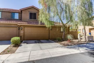 Photo #5: 6211148 Listing
