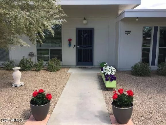 MLS: 6211221 Condo For Sale