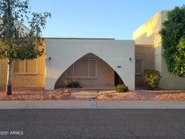 MLS: 6211236 Condo For Sale