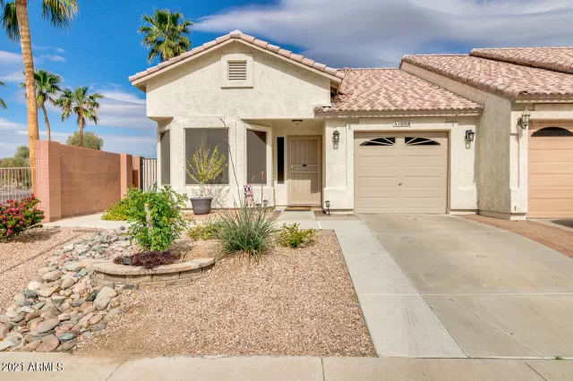 MLS: 6211351 Condo For Sale