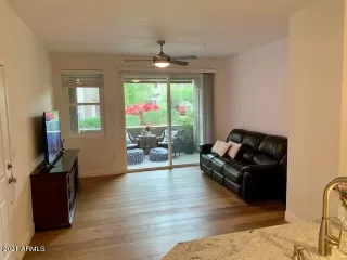 Photo #6: 6211507 Listing