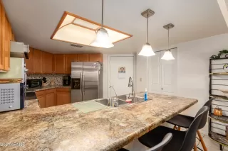 Photo #5: 6211531 Listing