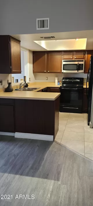 Photo #4: 6211542 Listing 