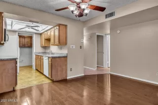 Photo #4: 6211717 Listing 