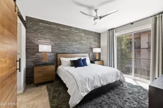 Photo #4: 6211748 Listing