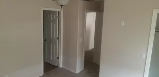 Photo #3: 6211809 Listing