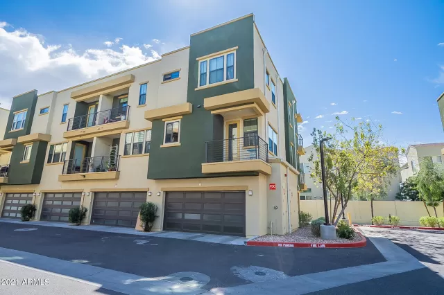 MLS: 6211819 Condo For Sale