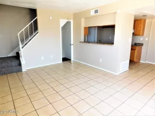 Photo #3: 6211988 Listing 