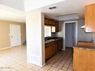 Photo #5: 6211988 Listing 