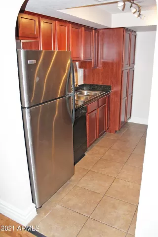 Photo #3: 6211991 Listing