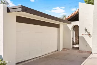 Photo #1: 6212002 Listing