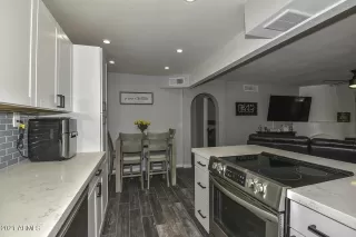 Photo #6: 6212009 Listing 