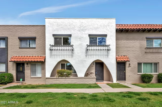 MLS: 6212038 Condo For Sale