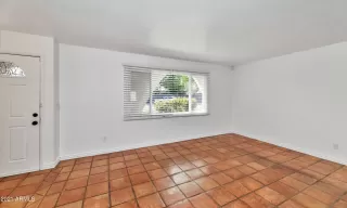 Photo #1: 6212038 Listing